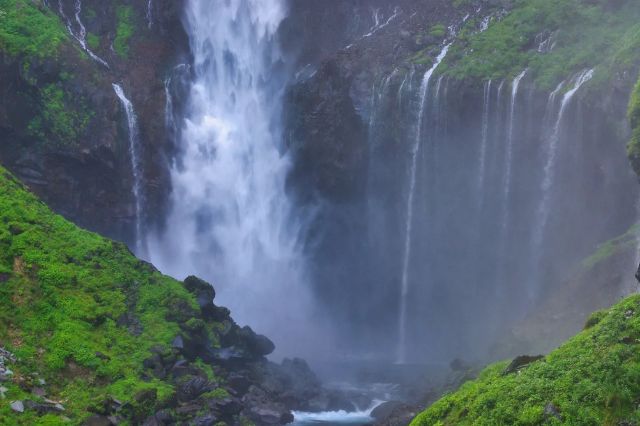 霧降の滝